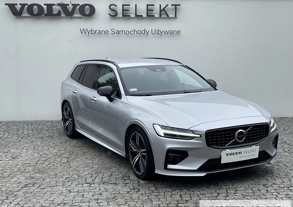 Volvo V60 cena 134900 przebieg: 120000, rok produkcji 2020 z Warszawa małe 631